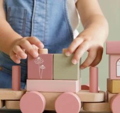 Little Dutch LD8035 Houten Blokkentrein Flowers FSC -Beste Speelgoed Winkel LD8035 little dutch blokkentrein flowers 4