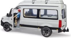 Bruder 2672 MB-Sprinter Camper Met Vakantieman -Beste Speelgoed Winkel bruder mb mercedes sprinter camper met vakantieman 3