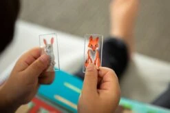 Down The Rabbit Hole – Magnetisch Reisspel Van Smart -Beste Speelgoed Winkel down the rabbit hole smart games 3