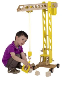 Houten Bouwkraan XXL -Beste Speelgoed Winkel houten mega bouwkraan goki 55937 1 1
